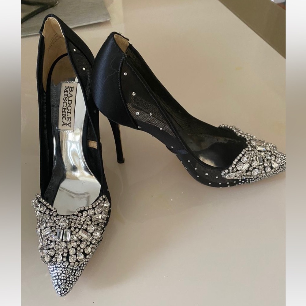 Badgley Mischka Collection - Quintana Crystal Embellished Pointed Toe Pump - Picture 8 of 12